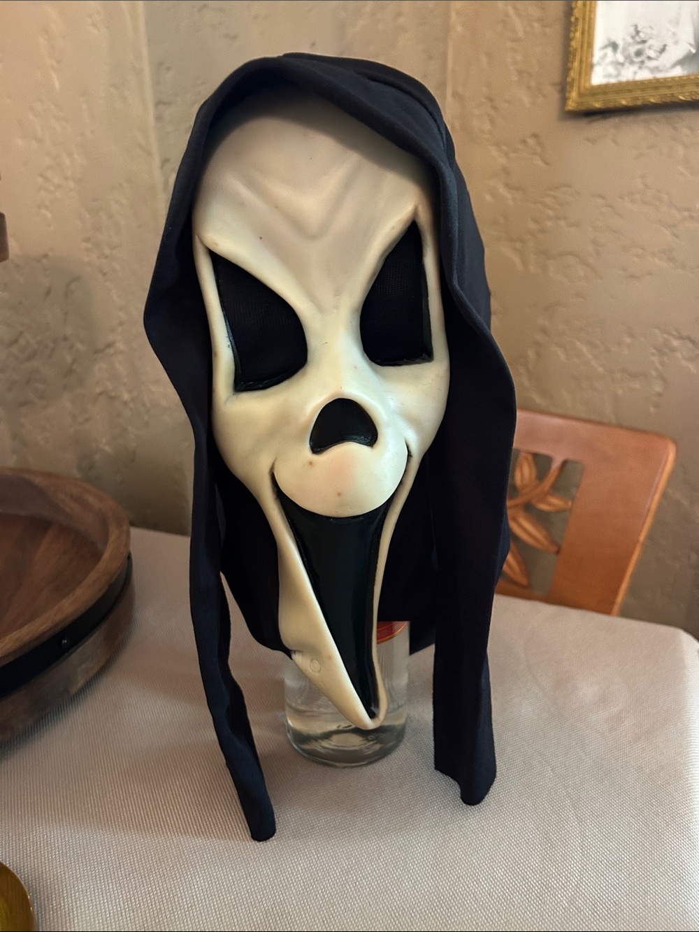 V fun world, scream, ghost face mask, rare